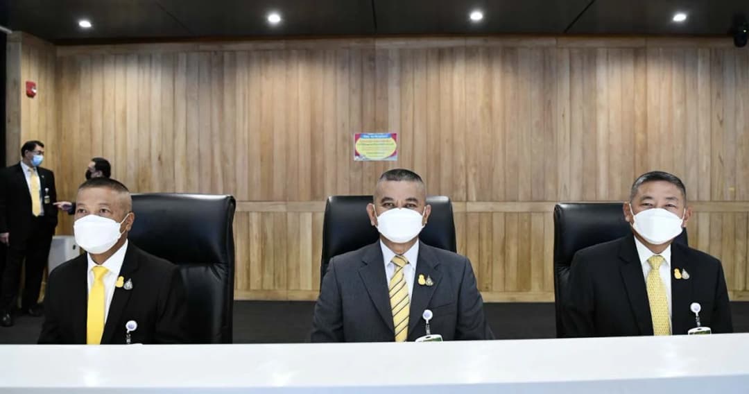 3 ส.ว.ใหม่รายงานตัว ปฏิญาณตนก่อนเริ่มปฏิบัติหน้าที่