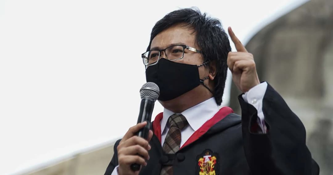 ศาลนัดตรวจหลักฐานคดีหมิ่น ‘ทนายอานนท์’ ชุมนุม 3 ส.ค.63  เตรียมพยานหลักฐานสู้ 90 ลำดับ