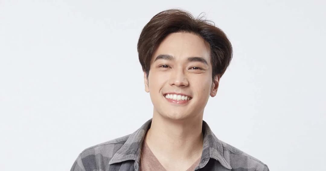 พลิกโฉมสู่บทไทบ้าน ‘โอบ โอบนิธิ’ เปิดซิงเว่าอีสานจีบสาว ใน ‘ผู้บ่าวไทบ้าน อีสานจ้วด…’