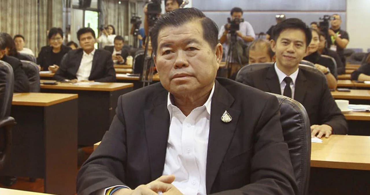 ศาลรัฐธรรมนูญ รับวินิจฉัยความเป็นรัฐมนตรี ‘นิพนธ์ บุญญามณี’ แต่ไม่ต้องหยุดปฏิบัติหน้าที่