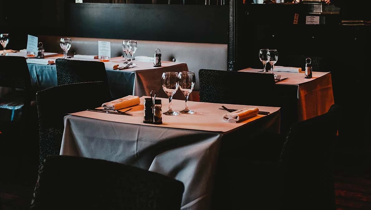 กทม.ไฟเขียวขยายเวลานั่งดื่มในร้านได้ถึง 5 ทุ่ม เริ่ม 1 ธ.ค.นี้