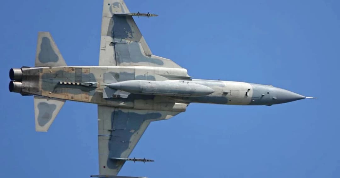 ทอ.เผยสาเหตุอุบัติเหตุ F5 ตก คาดบินชนนกขนาดใหญ่  นักบินเขียนเล่านาทีสละเครื่อง