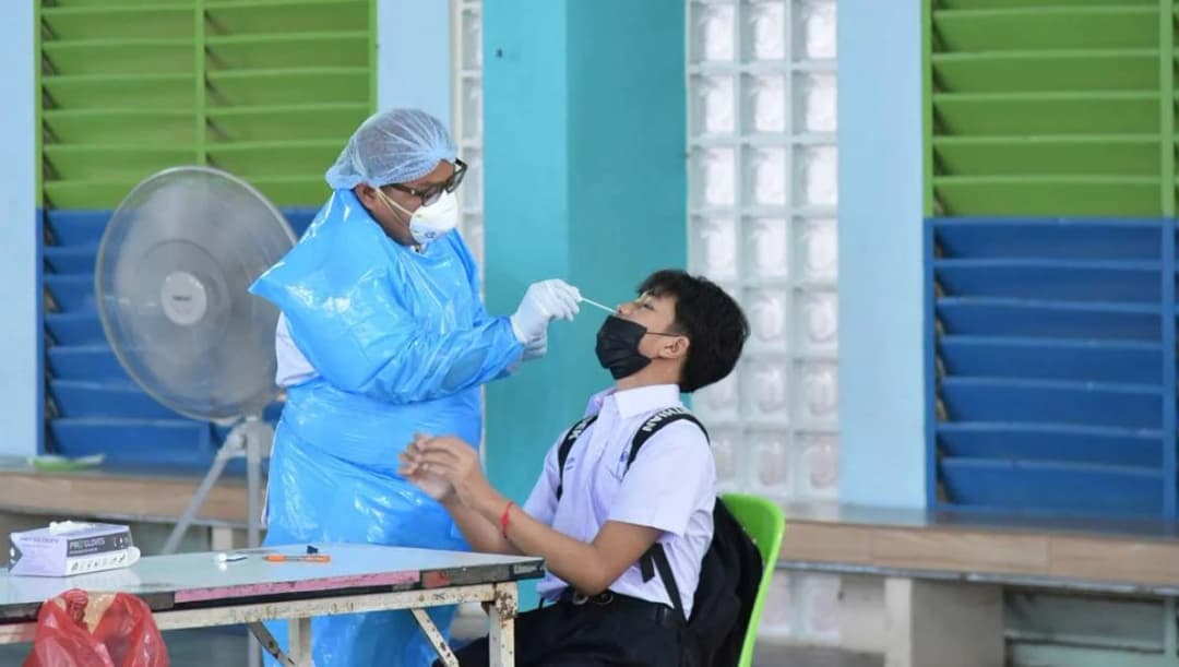 กทม.สุ่มตรวจ ATK นักเรียนหลังเปิดเรียนแบบ On-Site