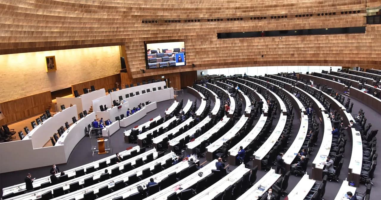 สภาฯ ถกญัตติด่วน กรณี ‘เครือข่ายจะนะรักษ์ถิ่น’ เสนอทบทวนโครงการนิคมฯ จะนะ