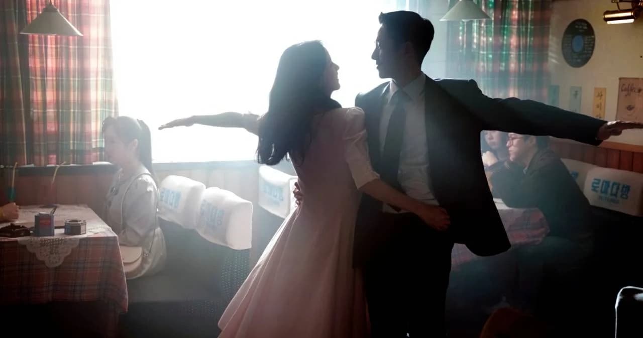 ‘SNOWDROP’ ซีรีส์แนวดราม่าย้อนยุค ที่บอกเล่าความรักต้องห้ามระหว่างหนุ่มสาว เตรียมสตรีมตอนแรก 18 ธ.ค.นี้ ทาง ดิสนีย์พลัส ฮอตสตาร์