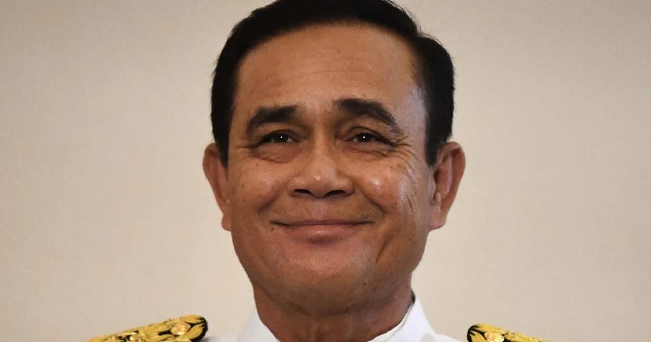 นายกฯ ขอบคุณทุกฝ่าย หลังไทยฉีดวัคซีนโควิด 100 ล้านโดสในปี 64 ได้สำเร็จ เผยพร้อมรับมือสายพันธุ์ใหม่โอไมครอน