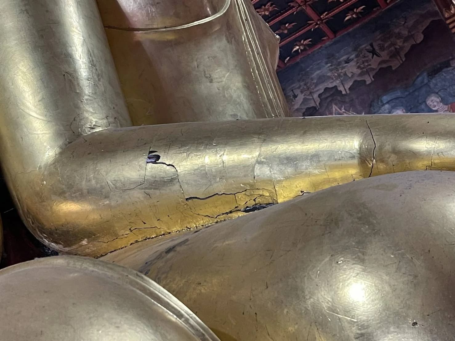 แผ่นดินไหว สปป.ลาว กระทบองค์ประธานอายุ 425 ปี วัดภูมินทร์ จ.นาน แตกร้าว