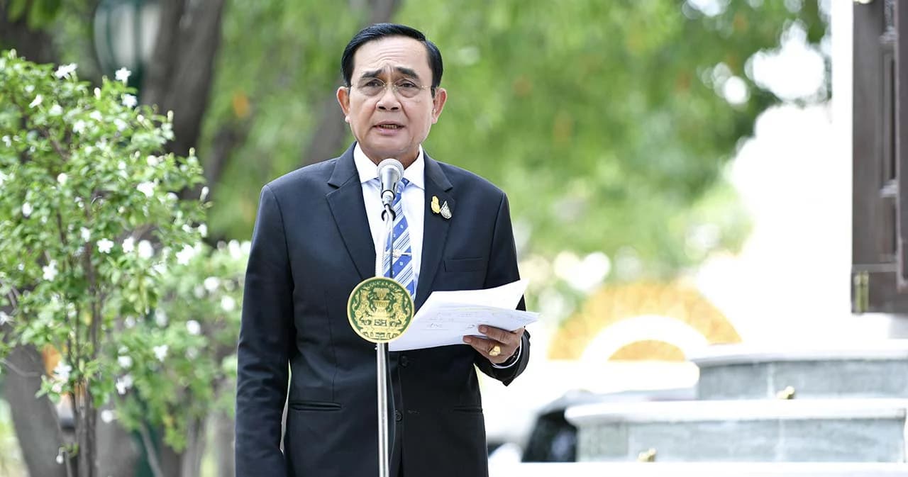 นายกฯ อวยพรปีใหม่กองทัพ ระบุทหารพร้อมสนับสนุนทุกรัฐบาล ไม่เคยสอนให้หนุนคนเดียว