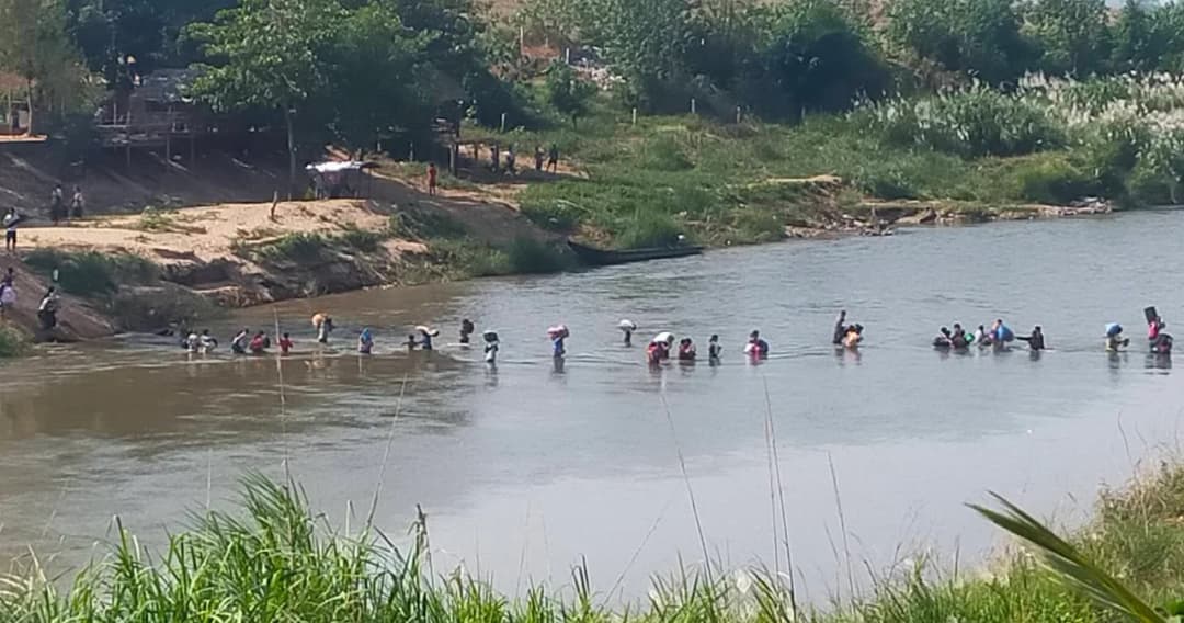 ทบ.-หน่วยงานมั่นคงคุมพื้นที่รบ ดูแลประชาชนชายแดนตาก พร้อมช่วยผู้ลี้ภัยเมียนมา