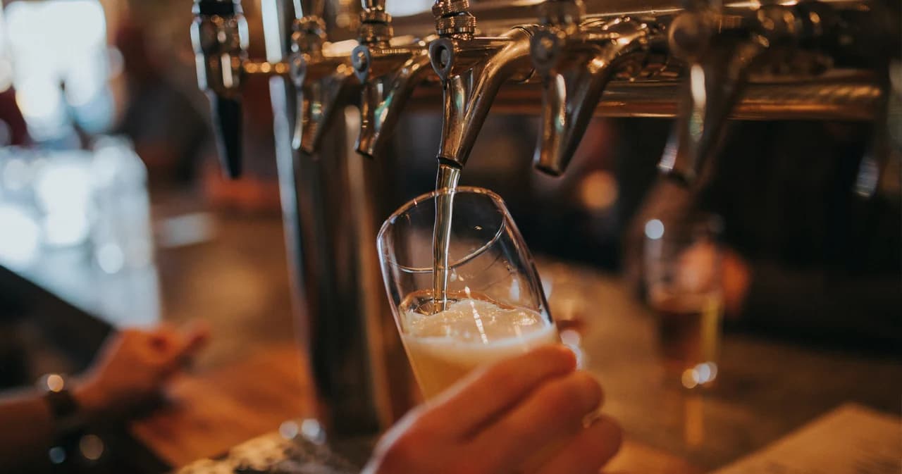 จ.อุบลฯ สุ่มตรวจผู้ติดเชื้อจากคลัสเตอร์ร้านอาหารกึ่งผับ พบเป็น ‘โอไมครอน’ 100%