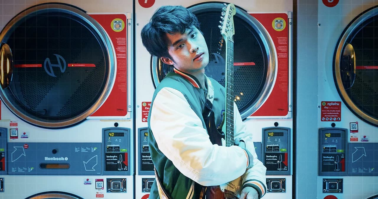 ค่าย ‘LOMABin’ ส่ง JOHN NATTACHOT ก้าวสู่ศิลปินเต็มตัวกับซิงเกิ้ลแรก ‘สบตาแค่ครั้งเดียว’