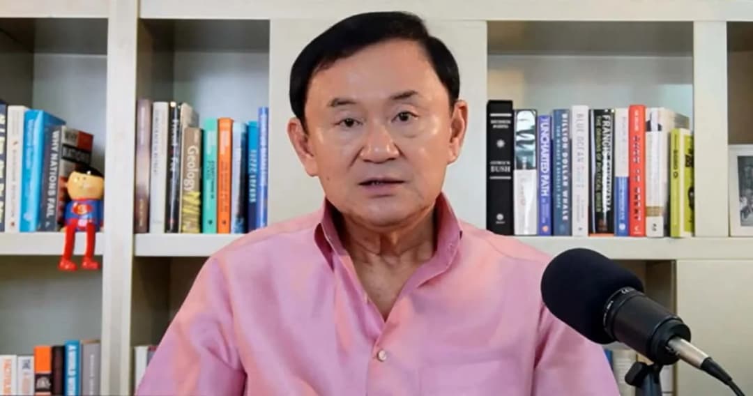 ‘ทักษิณ’ อวยพรปี 65 ให้คนไทย จะเป็นของขวัญ ได้กลับไปรับใช้ แย้มไปช่วงไหนจะบอก ‘อุ๊งอิ๊ง’ คนเดียว