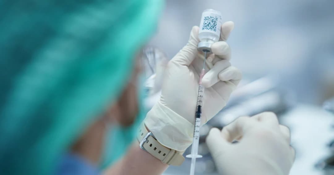 สธ. ยันติดโควิดไม่รู้ตัว รับวัคซีนได้ไม่อันตราย 