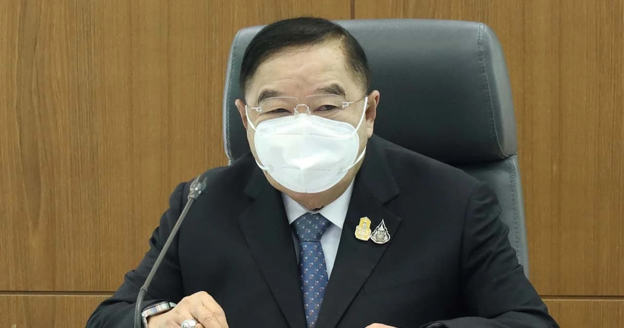 ‘พล.อ.ประวิตร’ โต้ ‘จุรินทร์’ แจง ‘คนละครึ่ง’ เป็นนโยบาย รบ. ชี้หาเสียงใต้ไม่ขัดแย้งพรรคร่วม