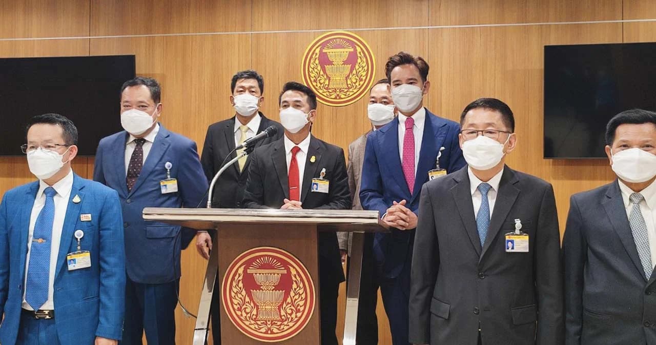 มติพรรคร่วมฝ่ายค้าน ยื่น ม.152 คาดเปิดสภาอภิปรายรัฐบาลกลางก.พ.นี้ พุ่งเป้าวิกฤตของแพง-โรคระบาด