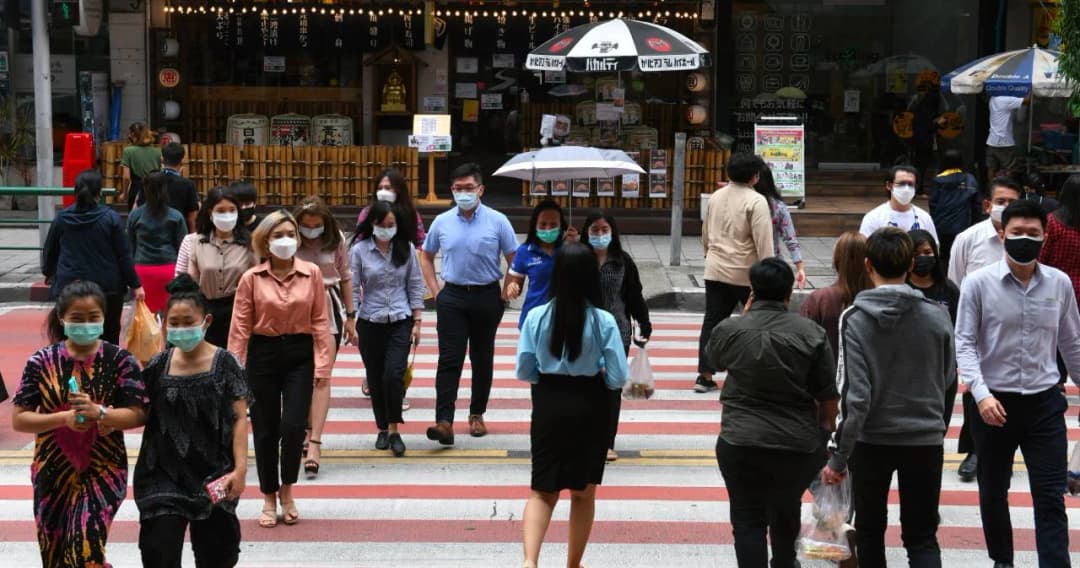 เปิดฐานเงินเดือนพนักงานออฟฟิศไทย 2564 จบใหม่ ป.ตรี เริ่มสูงสุด 5 หมื่น ซีอีโอตัวท็อป เงินเดือนทะลุ 7 แสน