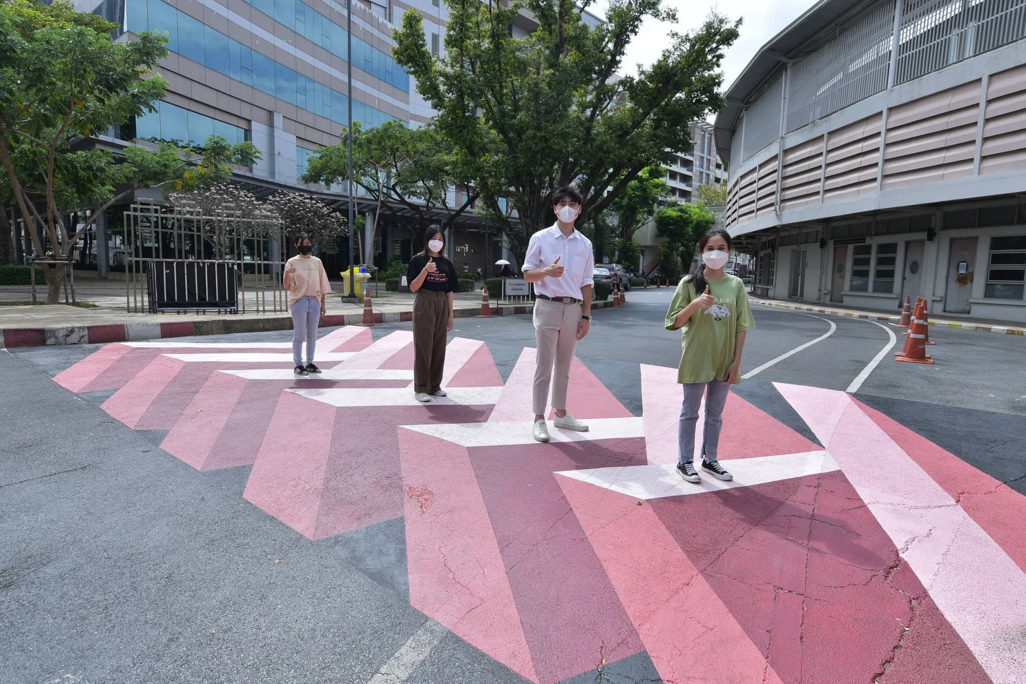 ‘ทางม้าลาย 3 มิติ’ ใครเห็นก็ต้องหยุด-ชะลอ ไอเดียดีๆ ของนิสิตจุฬาฯ