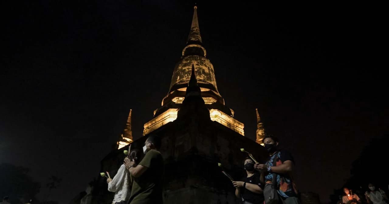 มาฆบูชา 2565 ‘วัดใหญ่ชัยมงคล’ เปิดให้เวียนเทียนที่วัดครั้งแรกในรอบ 2 ปี