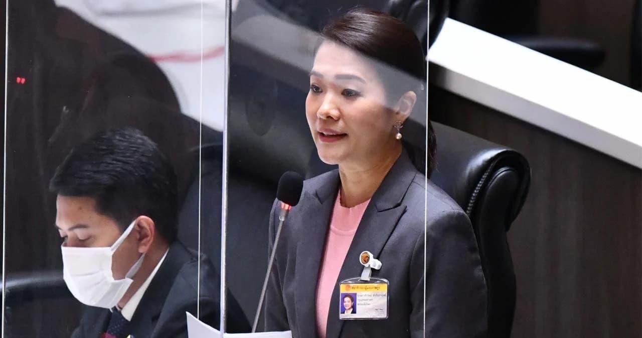 ‘ธีรรัตน์’ ค้านปลดโควิดจาก UCEP แนะถ้า รบ.อยากยุบอะไรสักอย่าง ควรยุบศบค. – เลิก พ.ร.ก.ฉุกเฉิน