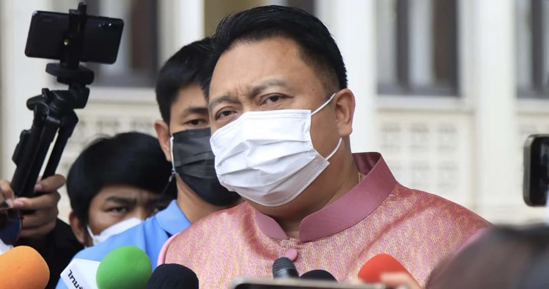 ‘สุชาติ’ ย้ำปัญหาบ้านใหญ่จบแล้ว  ระบุเป็นพี่น้องคนบ้านเดียวกัน ‘สนธยา’ ขอเอาความจริงมาพูด