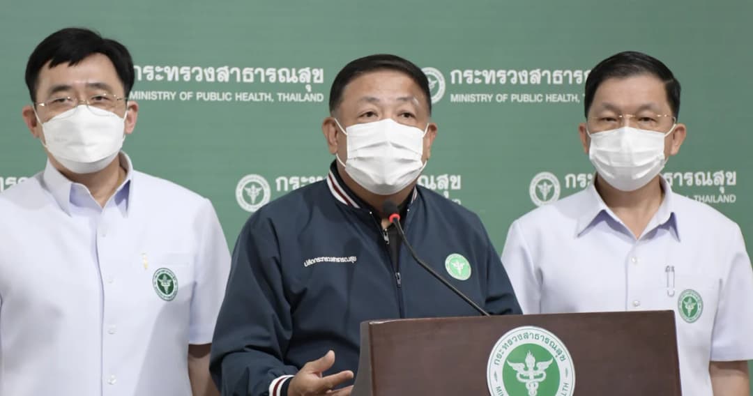 ปลัด สธ. เผย สัปดาห์หน้าจะสรุปแผนบริหารจัดการ ‘โควิด’  เป็นโรคประจำถิ่น ในระยะ 4 เดือน