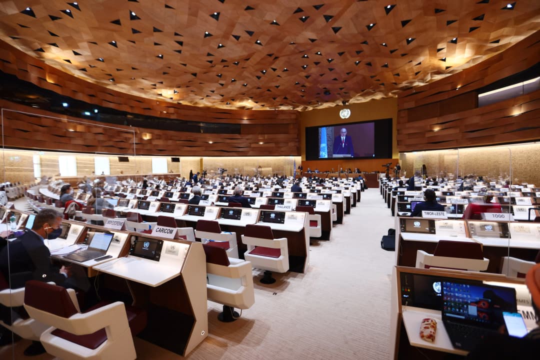 สหประชาชาติลงมติ 141 ชาติเห็นชอบ ประณามรัสเซียบุกยูเครน