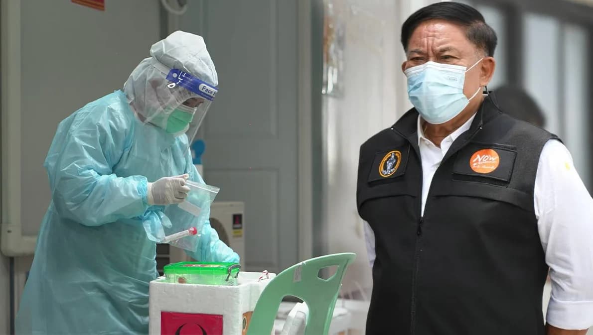 ‘เจอ-แจก-จบ’ รักษาผู้ติดโควิด-19 แบบผู้ป่วยนอก 7 วัน กทม.เข้ารับบริการแล้ว 3,297 ราย