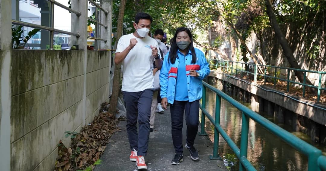 ‘เอ้ สุชัชวีร์’ เสอนำเทคโนโลยี เปิด-ปิดประตูน้ำ แก้ปัญหาน้ำเน่า ยอมรับปัญหา กทม. หนักกว่าที่คิด