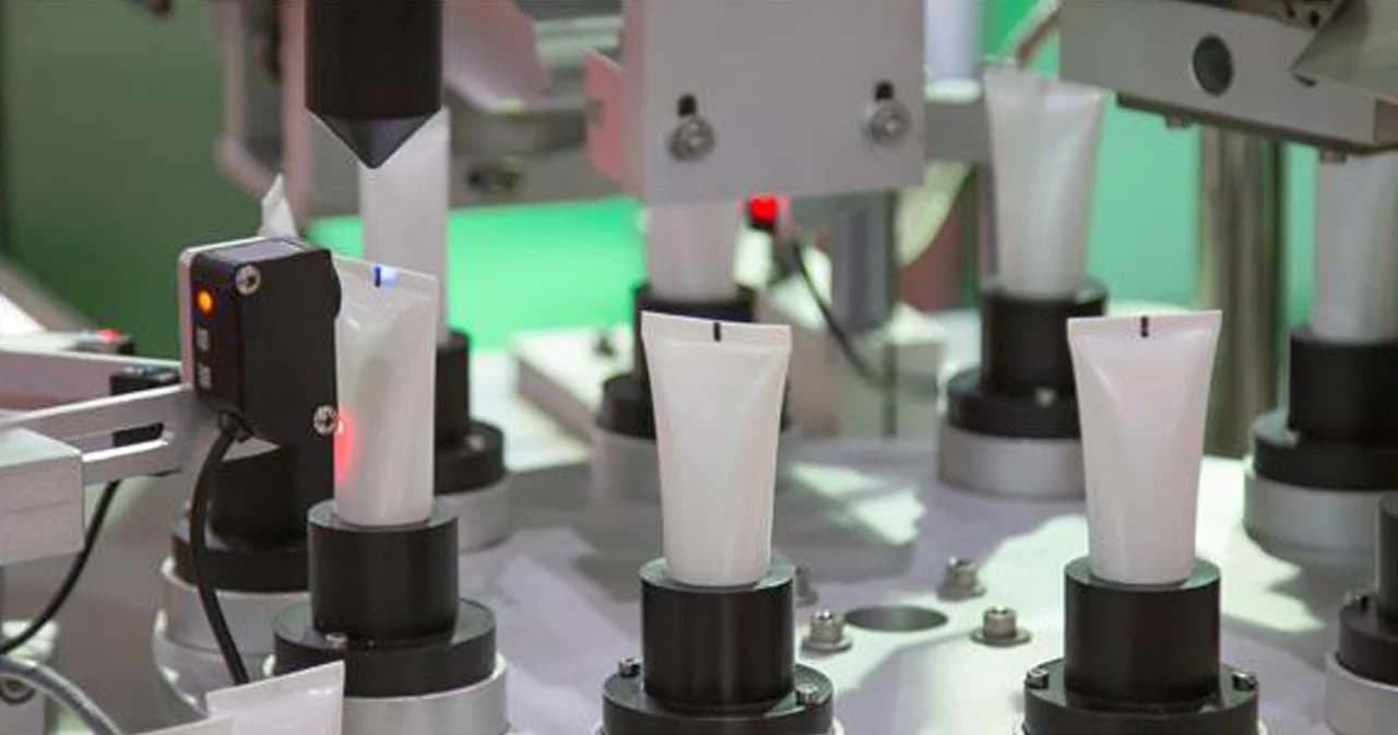 อย. อนุญาตใช้สถานที่ผลิตเครื่องสำอาง ร่วมผลิตภัณฑ์สุขภาพอื่น ช่วยลดต้นทุนผู้ประกอบการ