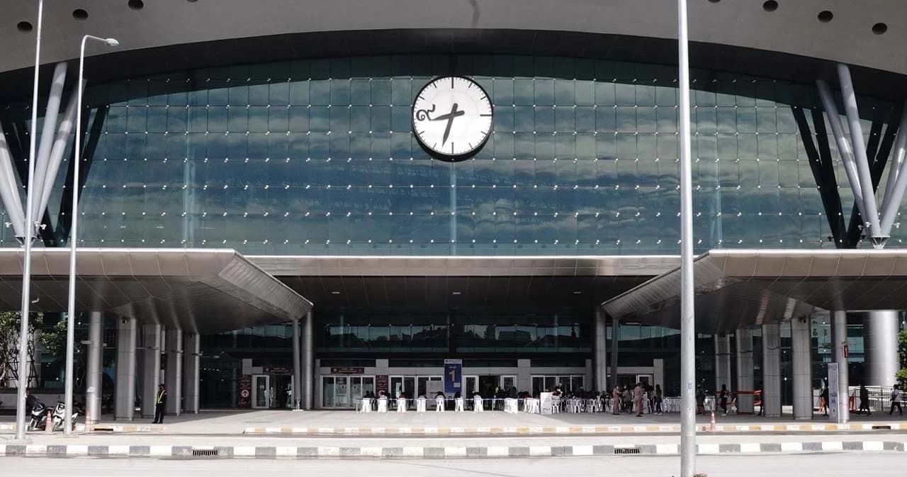 วันแรก ‘งานสัปดาห์หนังสือ 2565’ พร้อมเปิดวอล์กอินฉีดวัคซีนโควิดทุกเข็ม ที่สถานีกลางบางซื่อ