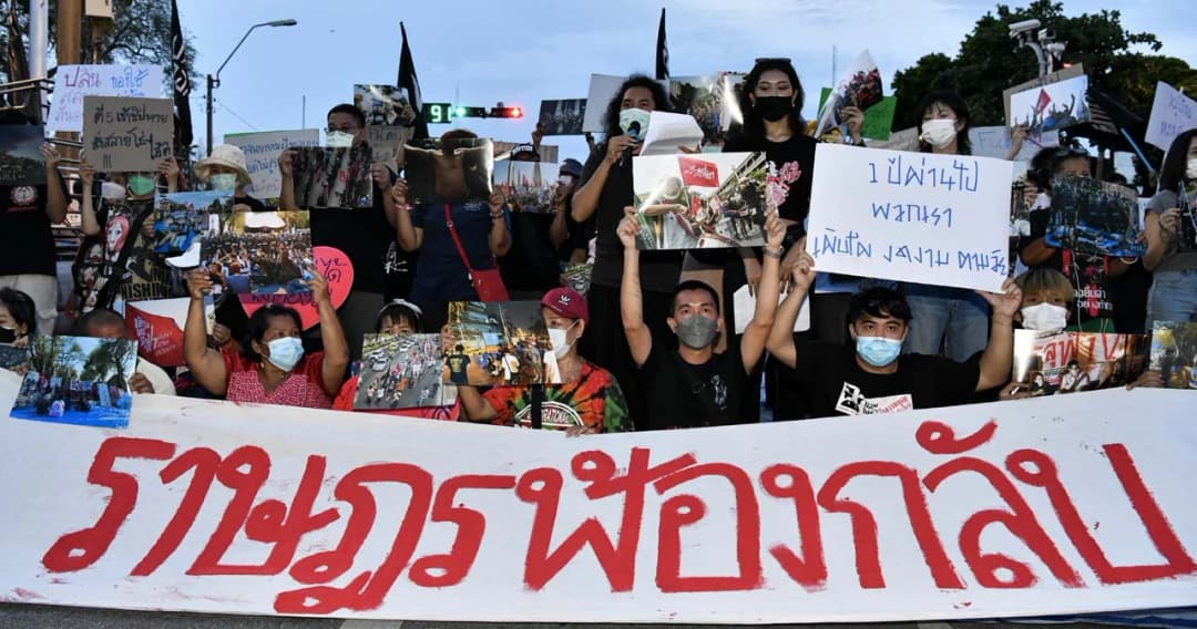 ม็อบ ‘ทะลุฟ้า’ รีเทิร์น ประกาศฟ้องกลับรัฐบาล เรียกค่าเสียหาย 9 ล้าน