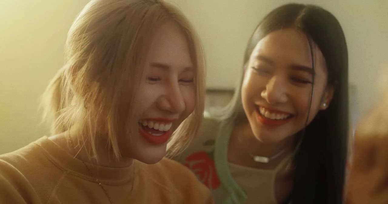 ‘RubyTan’ ตอกย้ำความรู้สึกคนที่ยังไม่มูฟออนผ่านซิงเกิลใหม่ ‘ไม่ได้รอแค่อยู่ที่เดิม (Un)wait Gallery’