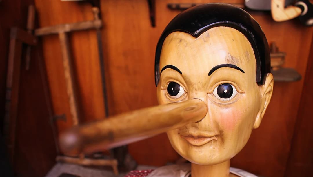 ‘เมษาหน้าโง่’ โพสต์-แชร์เรื่องโกหกเสี่ยงติดคุก 5 ปีปรับ 1 แสนบาท