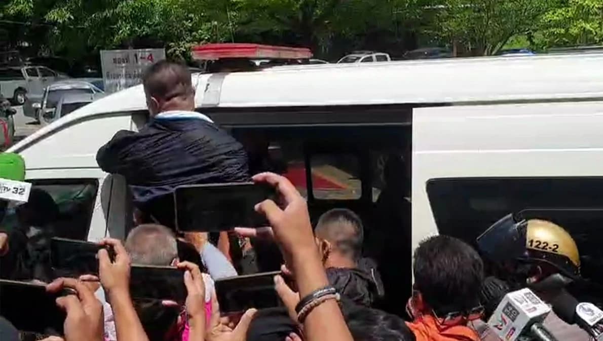 ออกหมายจับ 5 คน คดีอุ้มนักพนันรีดเงิน 4 แสน ล่าสุด พ.ต.ต.ร่วมแก๊งเข้ามอบตัว แต่ไม่ยอมให้ควบคุมตัว