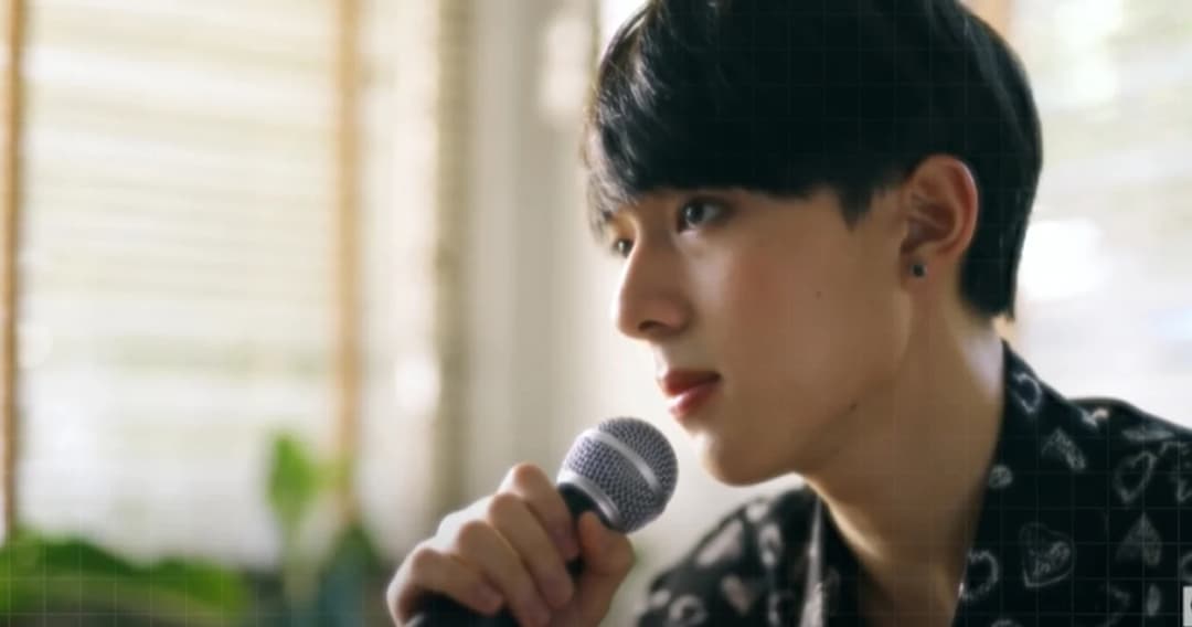 ‘นุนิว’ ถ่ายทอดอารมณ์เศร้า จับไมค์ COVER เพลง ‘ดึงดัน’