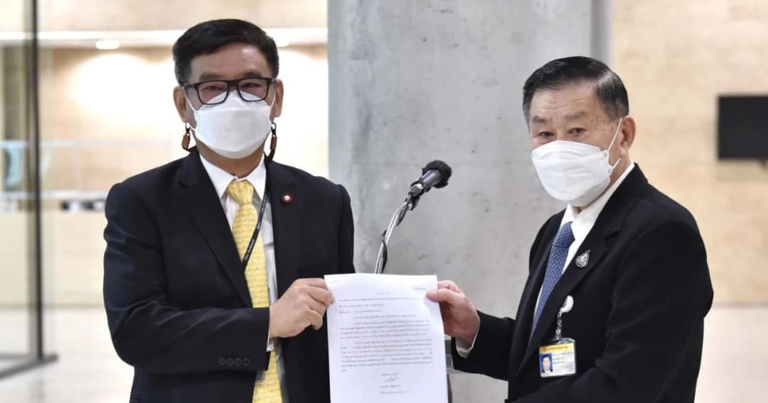 ‘สมชัย’ ยื่น กมธ.ป.ป.ช. สอบคลิปเสียง ‘แรมโบ้อีสาน’ ขณะที่ นายกฯ บอกไม่ยุ่ง