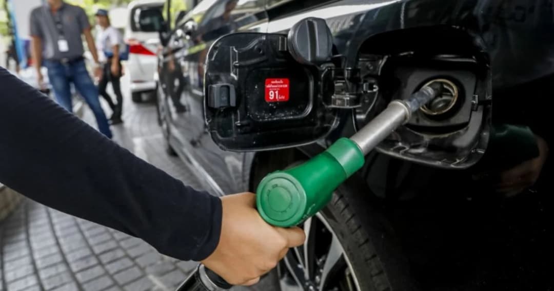 โฆษกรัฐบาล ชี้ น้ำมันไทยไม่ได้ราคาแพงที่สุด ขอทุกภาคส่วนช่วยประหยัดไฟฟ้าและน้ำมัน