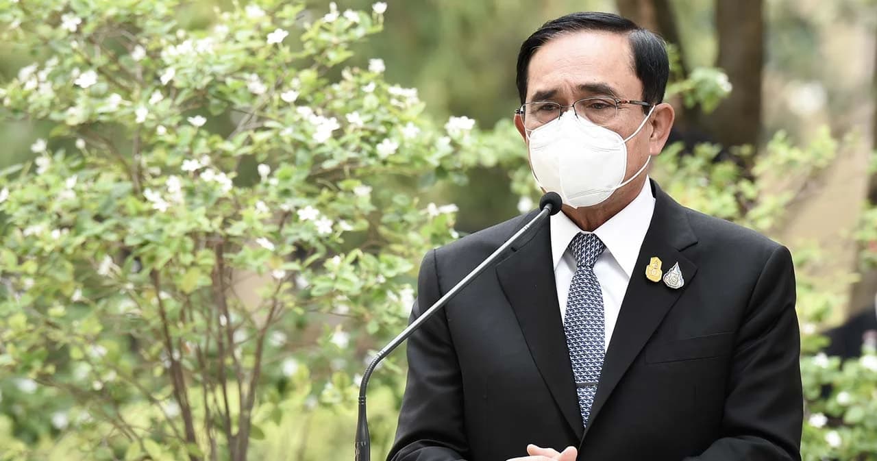 ‘ธนกร’ เผยนายกฯ รับทราบแล้ว เหตุปาระเบิดบริเวณประตูร.1ทม.รอ. ตร. จับมือก่อเหตุเร่งสอบสวน