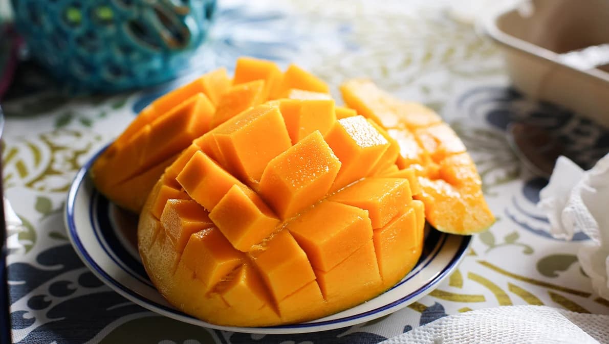 ‘ข้าวเหนียวมะม่วง’ ฟีเวอร์ ดันมะม่วงขึ้นราคา พาณิชย์เผย Soft Power ทำเงินแล้ว 3,905 ล้าน