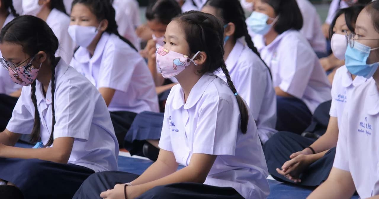 รัฐบาล ส่งสัญญาณให้สถานศึกษาเตรียมพร้อมเปิดภาคเรียนที่ 1 ปีการศึกษา 2565 พ.ค.นี้