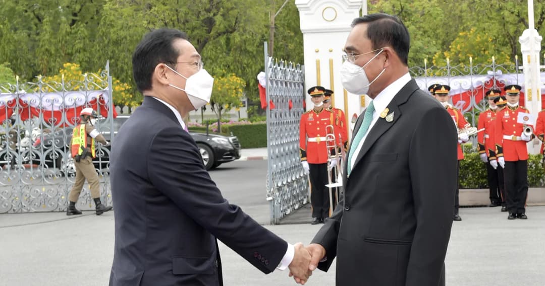 พล.อ.ประยุทธ์ เปิดทำเนียบรับ นายกฯ ฟูมิโอะ ยกระดับความเป็นหุ้นส่วนทางยุทธศาสตร์ไทย-ญี่ปุ่น