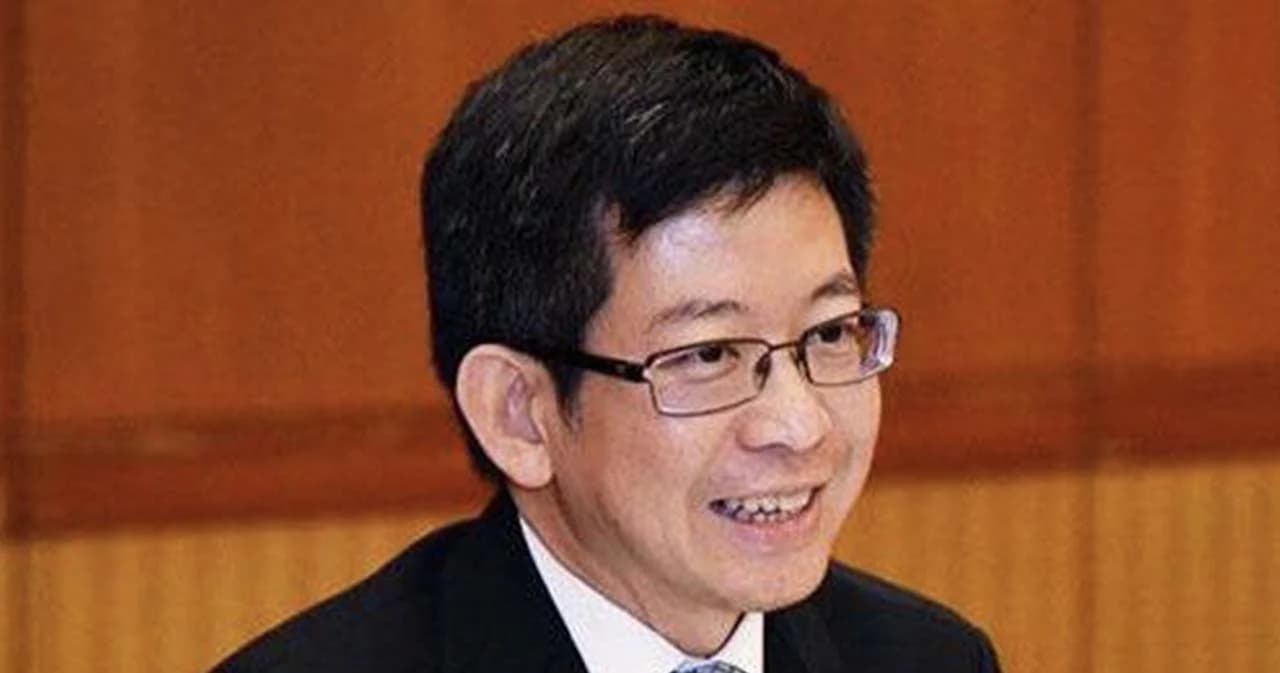 ‘กอบศักดิ์’ เตือนอย่าหลงเชื่อ “มิจฉาชีพ” แอบอ้างชวนเปิดพอร์ตลงทุน