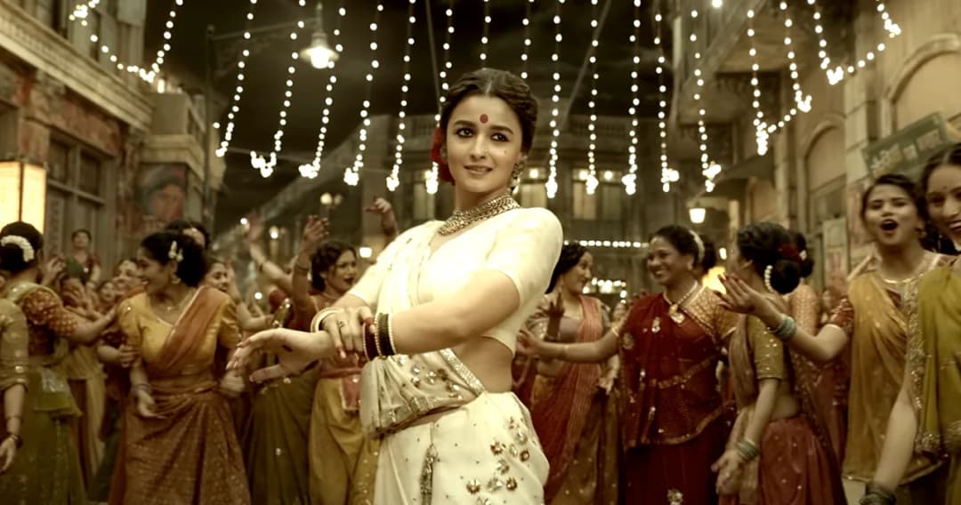 ฉีกกฎฟิสิกส์-เต้นสนั่นจอ วิธีที่อินเดียเปลี่ยนจุดอ่อน เป็นเม็ดเงินช่วยชาติ