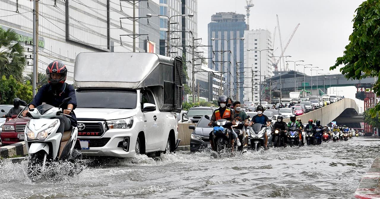 น้ำท่วมไม่ใช่แค่รถติด แต่เป็นค่าเสียโอกาส ที่ทุกคนร่วมกันจ่าย
