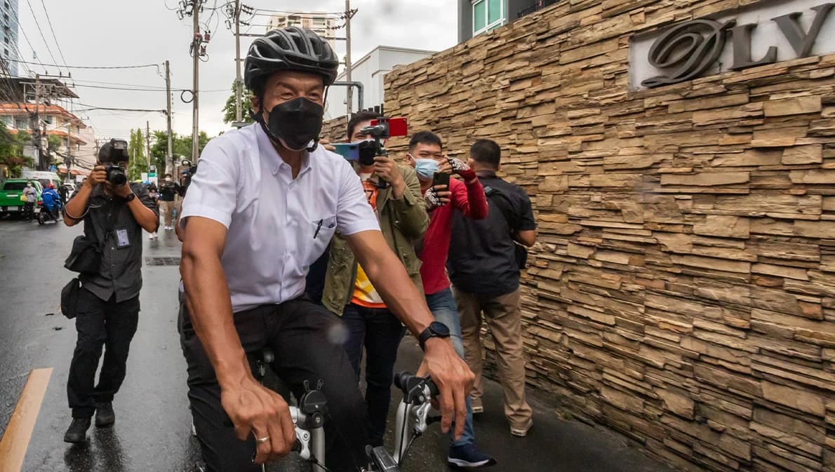 นิด้าโพลเผยเลือกตั้งผู้ว่าฯ กทม.โค้งสุดท้าย ‘ชัชชาติ’ นำอันดับ 1