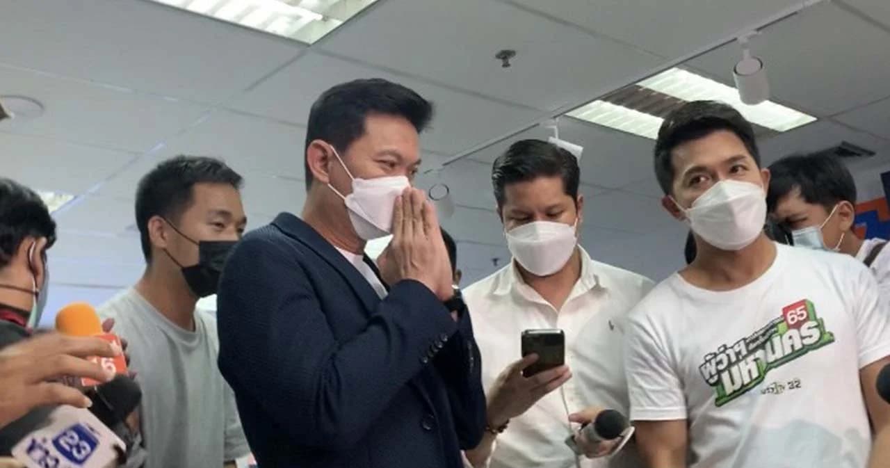 ‘สุชัชวีร์’ โทรศัพท์ยินดีกับ ‘ชัชชาติ’ ฝากแก้ปัญหาน้ำท่วมซ้ำซาก