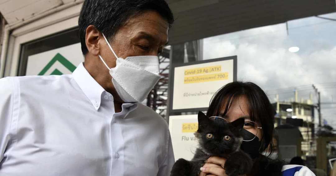 เก็บโมเมนต์ ว่าที่ผู้ว่าฯ กทม. ระหว่างลงพื้นที่รับฟังคนกรุงเทพ