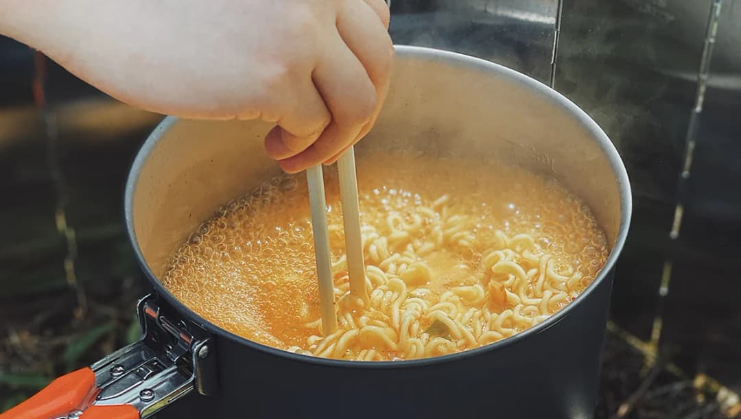 พาณิชย์ไม่อนุญาตขึ้นราคา ‘บะหมี่กึ่งสำเร็จรูป’ ย้ำขายปลีกซองละ 6 บาทเท่าเดิม