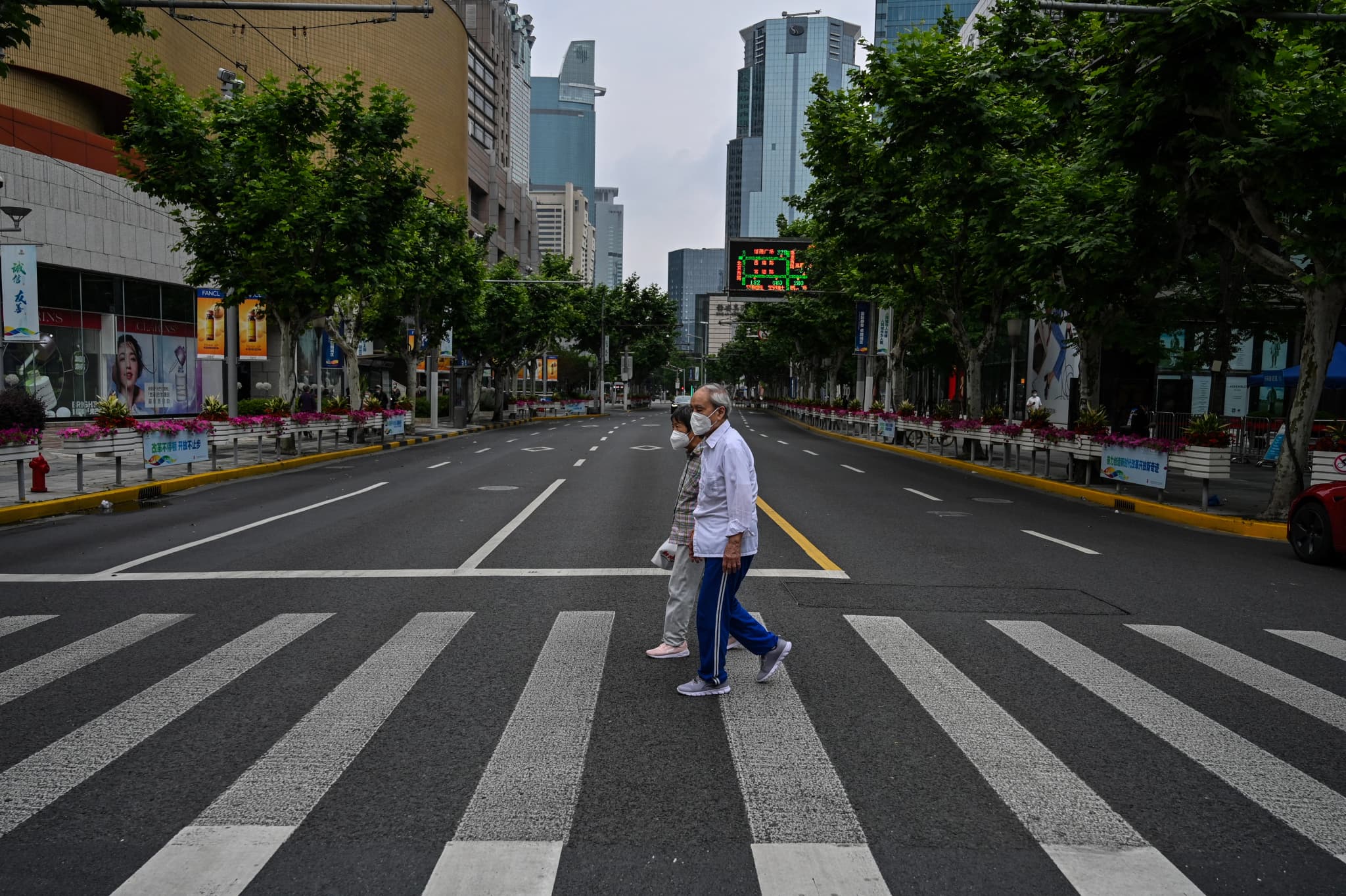 เซี่ยงไฮ้เล็งผ่อนคลายมาตรการ หลังจากล็อกดาวน์มา 2 เดือน เผยควบคุมการระบาดได้แล้ว