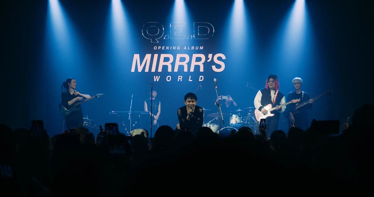 ภาพบรรยากาศงานเปิดอัลบั้ม ‘Q.E.D Opening Album Mirrr’s World’ ยิ่งใหญ่อลังการสมการรอยคอย